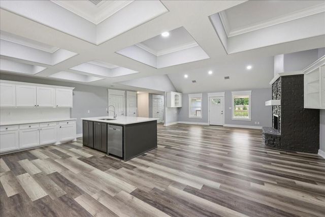 8679 Massey Lake Road, Silsbee, TX 77656