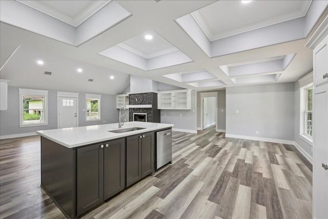 8679 Massey Lake Road, Silsbee, TX 77656