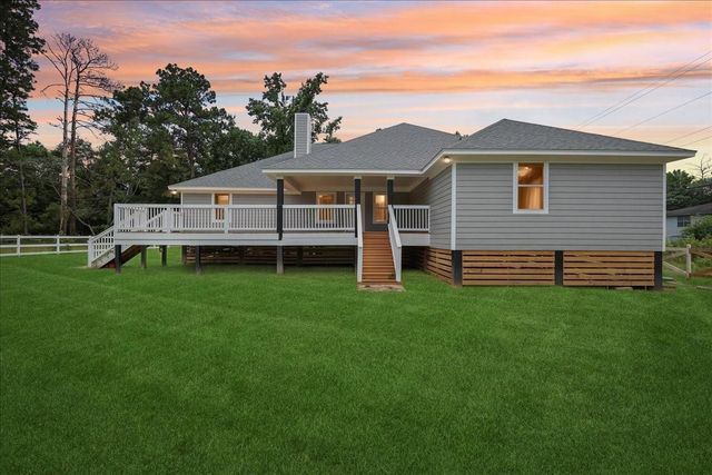 8679 Massey Lake Road, Silsbee, TX 77656