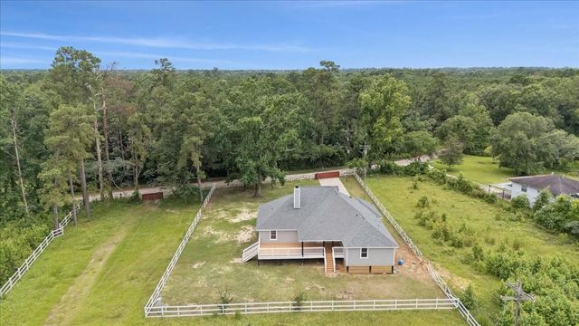 8679 Massey Lake Road, Silsbee, TX 77656