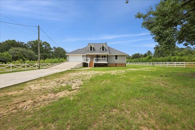 8679 Massey Lake Road, Silsbee, TX 77656