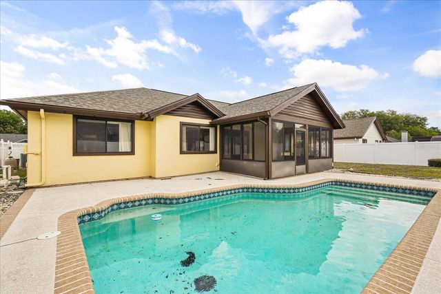 10330 TARABY COURT, Orlando, FL 32817