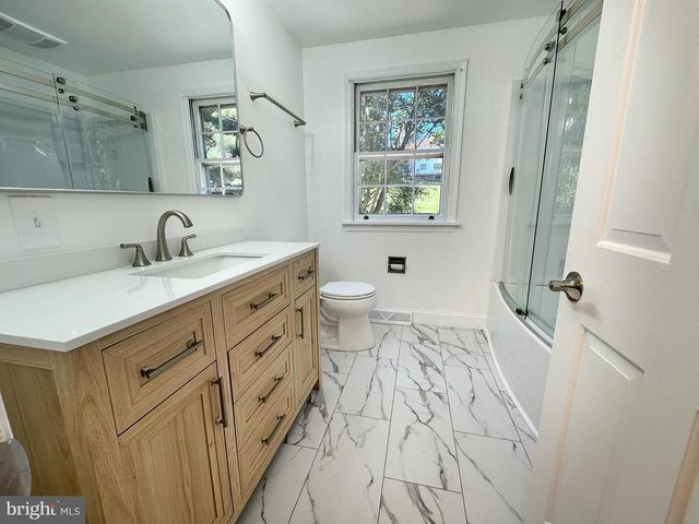 370 HIGHLAND RD, West Chester, PA 19382