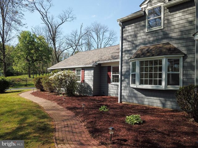 370 HIGHLAND RD, West Chester, PA 19382