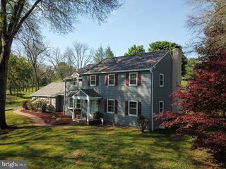370 HIGHLAND RD, West Chester, PA 19382