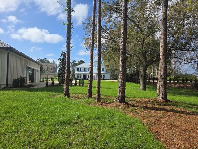 405 LONG AND WINDING ROAD, Howey In The Hills, FL 34737