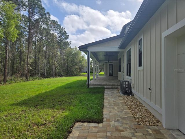 405 LONG AND WINDING ROAD, Howey In The Hills, FL 34737