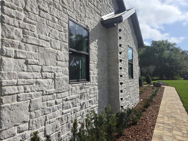 405 LONG AND WINDING ROAD, Howey In The Hills, FL 34737