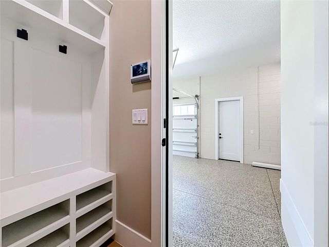 405 LONG AND WINDING ROAD, Howey In The Hills, FL 34737