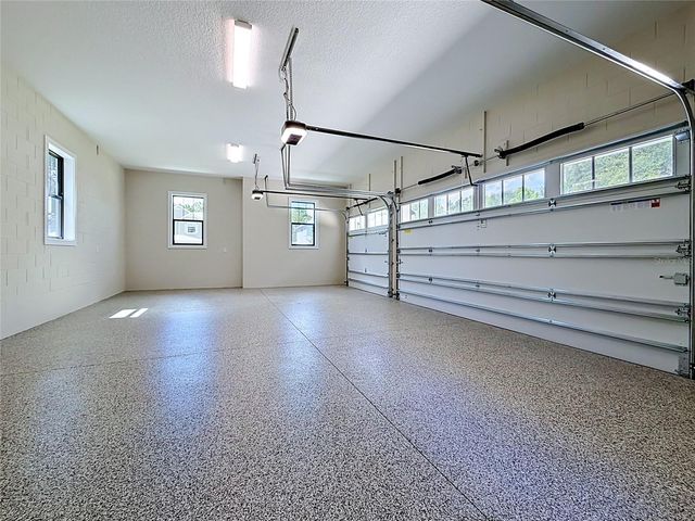 405 LONG AND WINDING ROAD, Howey In The Hills, FL 34737