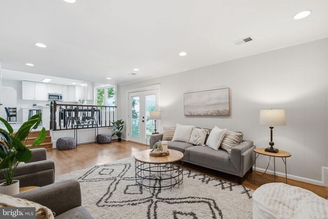 14632 LOCUSTWOOD LN, Silver Spring, MD 20905