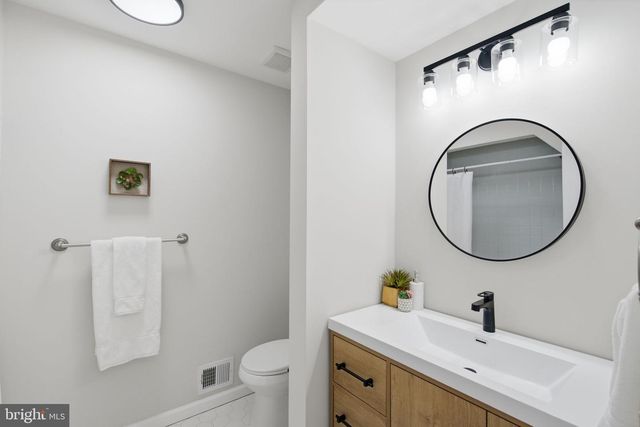 14632 LOCUSTWOOD LN, Silver Spring, MD 20905