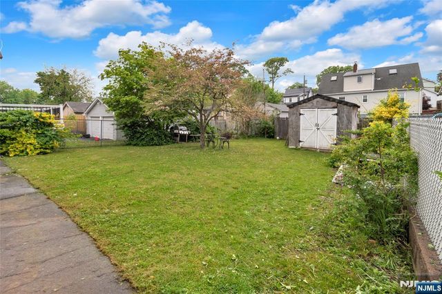 179 Dewey Avenue, Totowa, NJ 07512