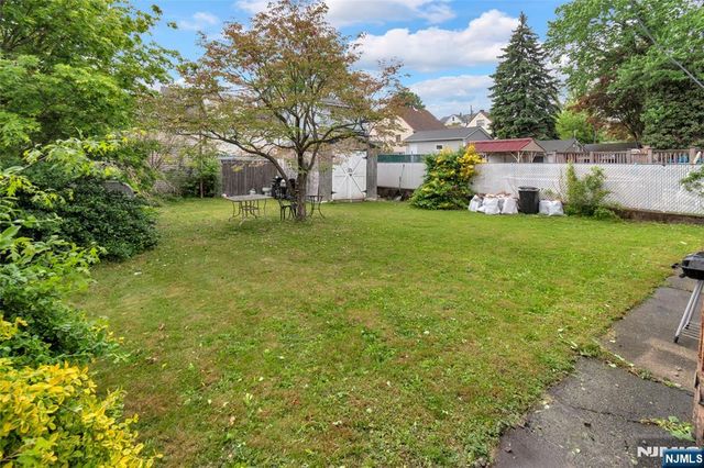 179 Dewey Avenue, Totowa, NJ 07512