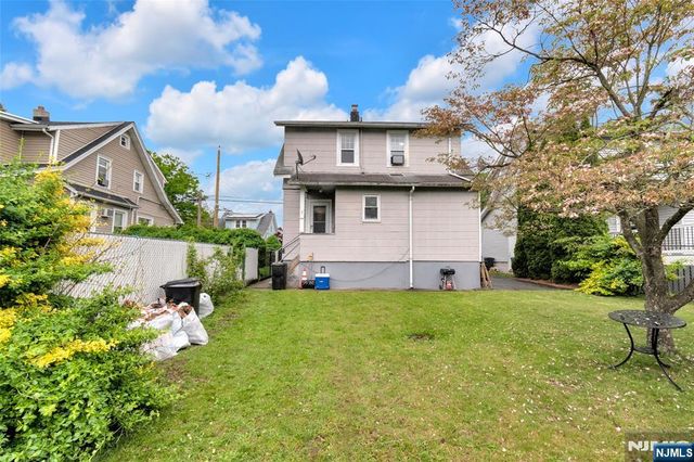 179 Dewey Avenue, Totowa, NJ 07512