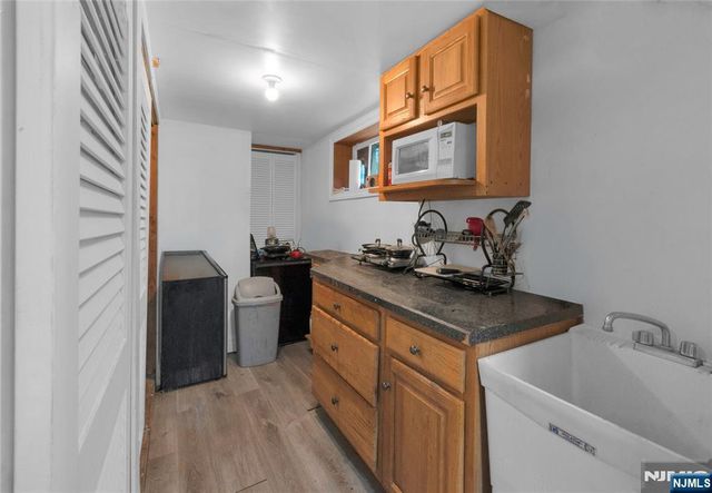 179 Dewey Avenue, Totowa, NJ 07512