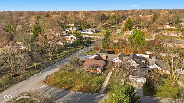 10712 Downing Street, Carmel, IN 46033