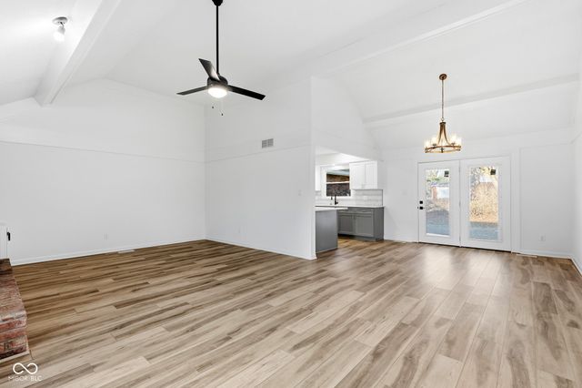 10712 Downing Street, Carmel, IN 46033