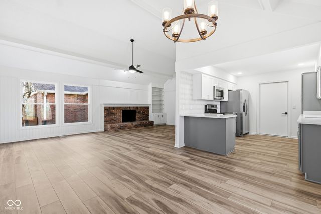 10712 Downing Street, Carmel, IN 46033