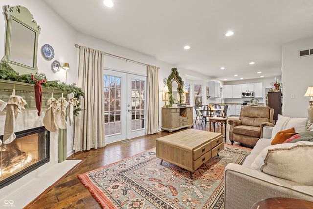 9989 Brightwater Drive, Fishers, IN 46038