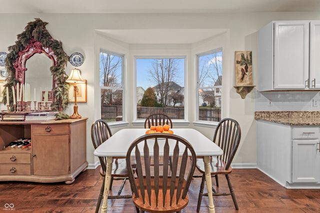 9989 Brightwater Drive, Fishers, IN 46038