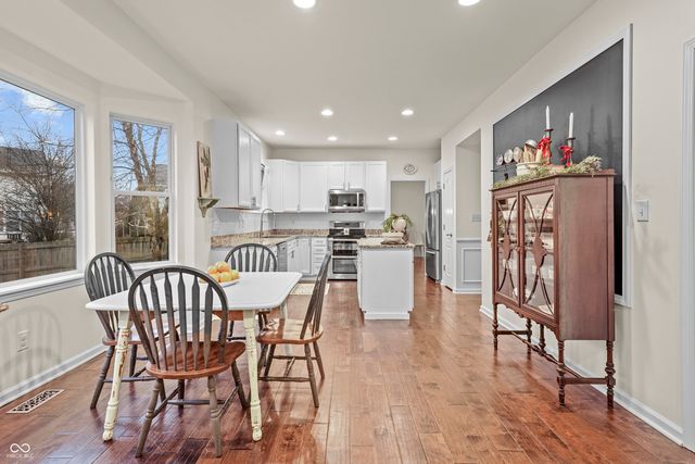 9989 Brightwater Drive, Fishers, IN 46038