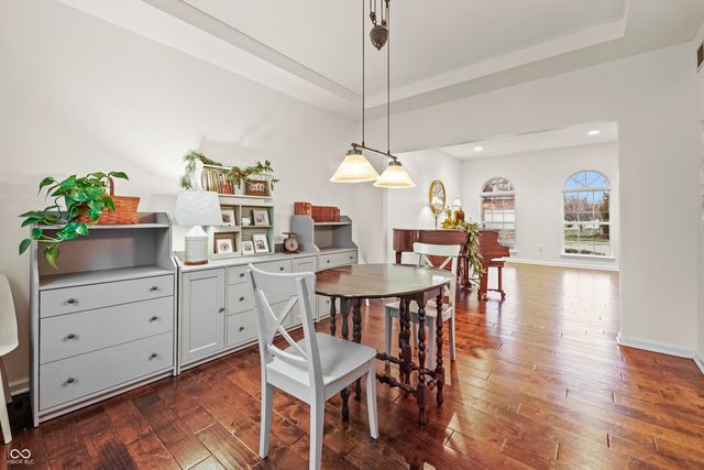 9989 Brightwater Drive, Fishers, IN 46038