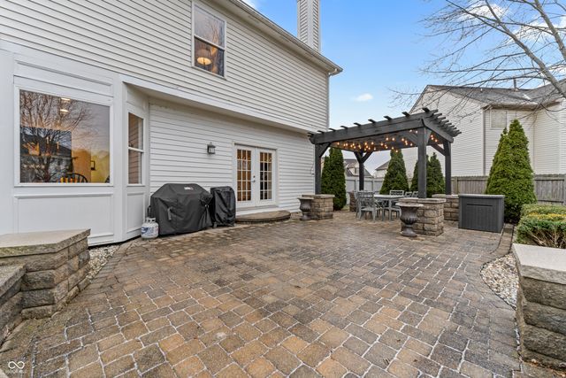 9989 Brightwater Drive, Fishers, IN 46038