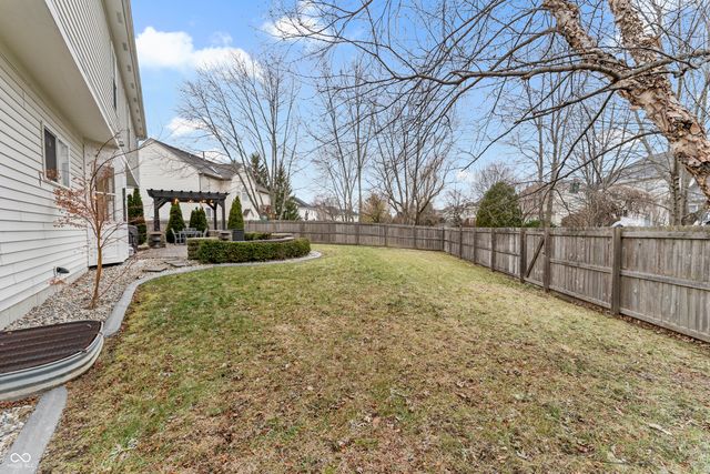 9989 Brightwater Drive, Fishers, IN 46038