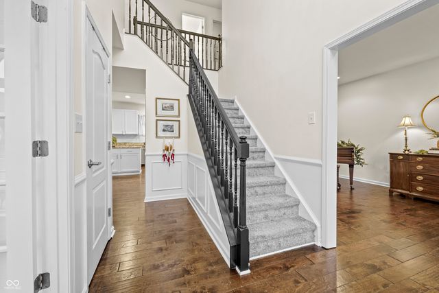 9989 Brightwater Drive, Fishers, IN 46038