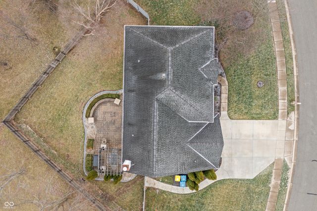 9989 Brightwater Drive, Fishers, IN 46038