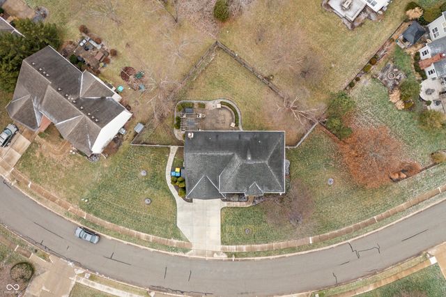 9989 Brightwater Drive, Fishers, IN 46038