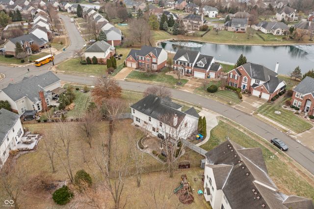 9989 Brightwater Drive, Fishers, IN 46038