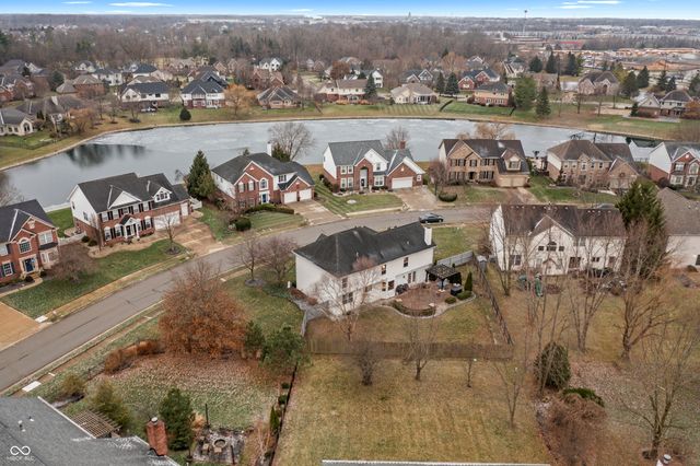 9989 Brightwater Drive, Fishers, IN 46038