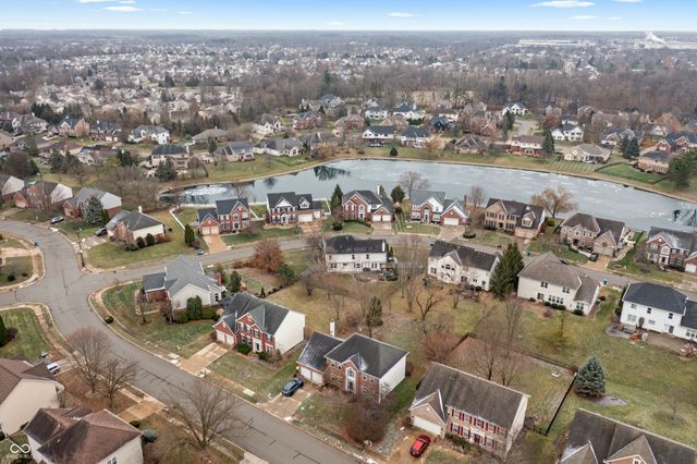 9989 Brightwater Drive, Fishers, IN 46038