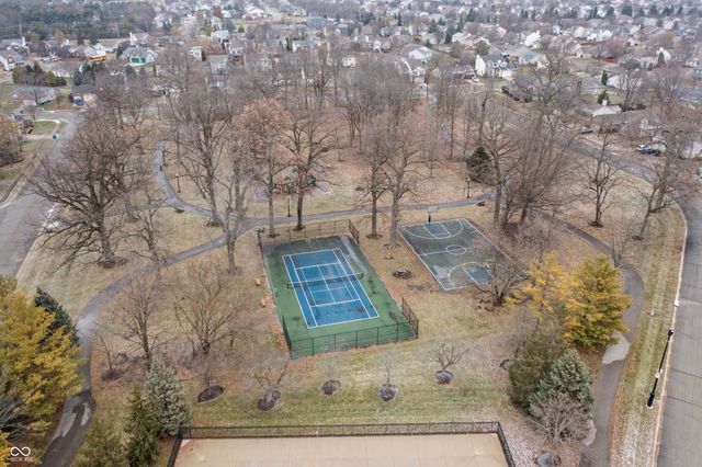 9989 Brightwater Drive, Fishers, IN 46038