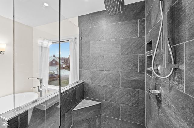 9989 Brightwater Drive, Fishers, IN 46038