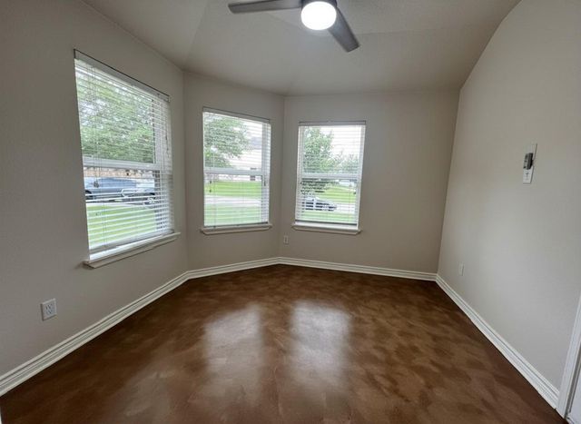 9949 Kingfisher Drive, Conroe, TX 77385