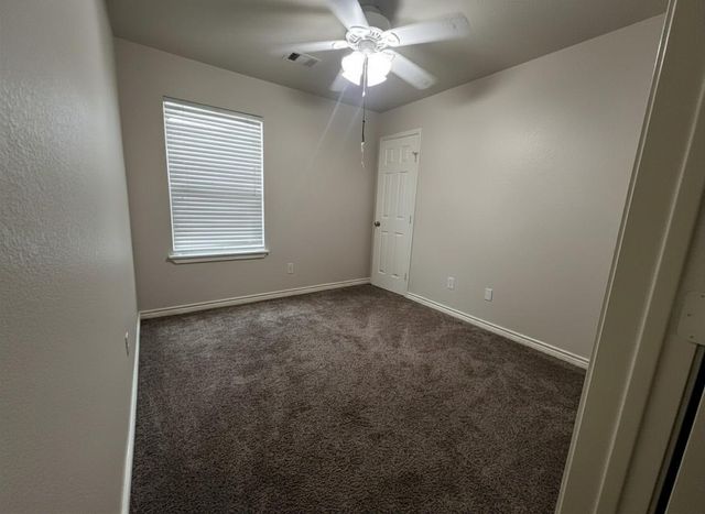 9949 Kingfisher Drive, Conroe, TX 77385
