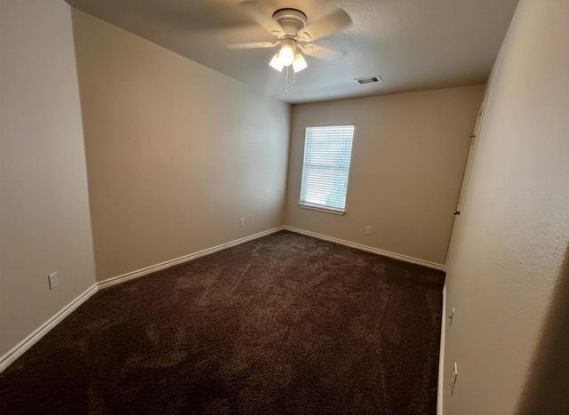9949 Kingfisher Drive, Conroe, TX 77385