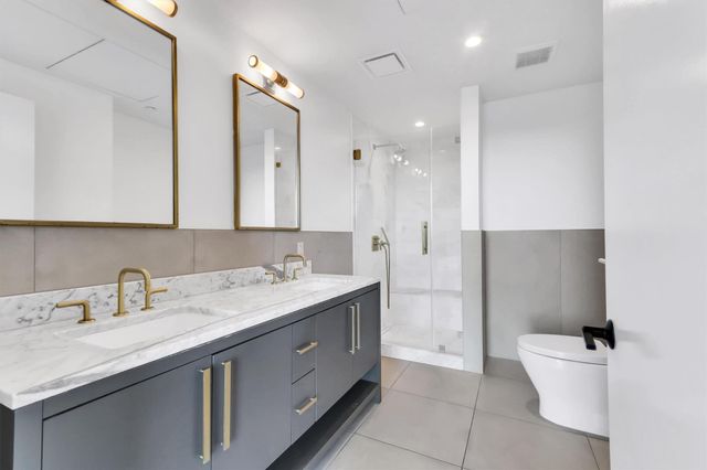 70 Rainey ST 1607, Austin, TX 78701