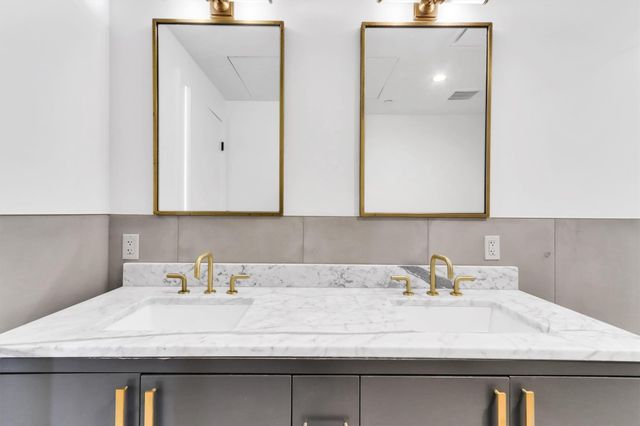 70 Rainey ST 1607, Austin, TX 78701