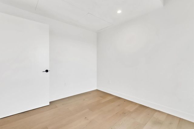 70 Rainey ST 1607, Austin, TX 78701
