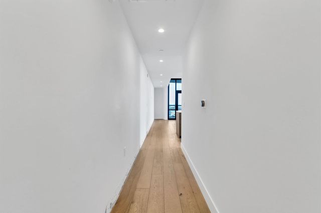 70 Rainey ST 1607, Austin, TX 78701