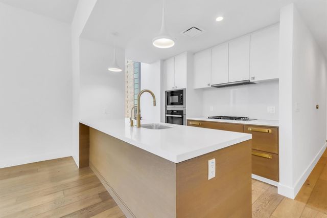 70 Rainey ST 1607, Austin, TX 78701