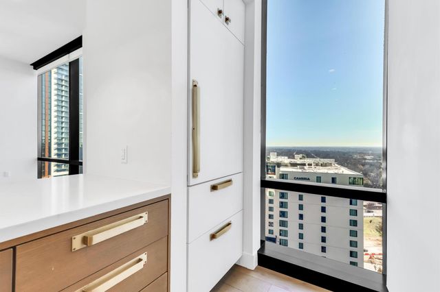 70 Rainey ST 1607, Austin, TX 78701
