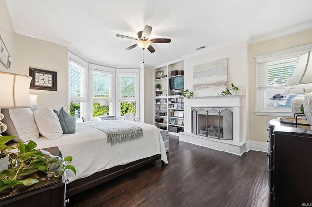 300 E McCullough Boulevard, Muncie, IN 47303
