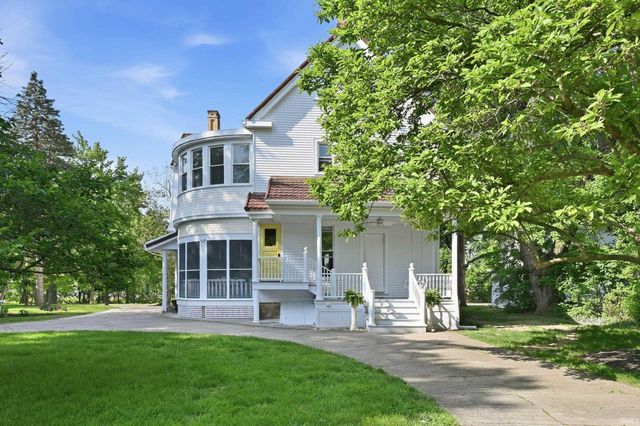 300 E McCullough Boulevard, Muncie, IN 47303