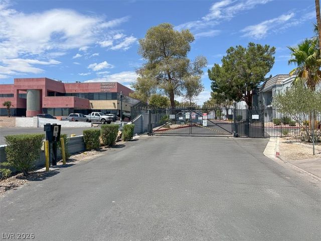 3823 South Maryland Parkway P1, Las Vegas, NV 89119