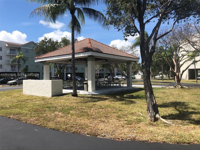 8240 SW 210th St 209, Cutler Bay, FL 33189